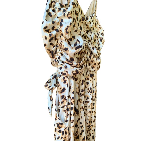 Greylin Tasha Leopard Print Wrap Front Jumpsuit in Leopard. Size XS. NWOT - Picture 12 of 14